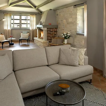 Rustic Luna With Pool In Sveti Lovrec Villa